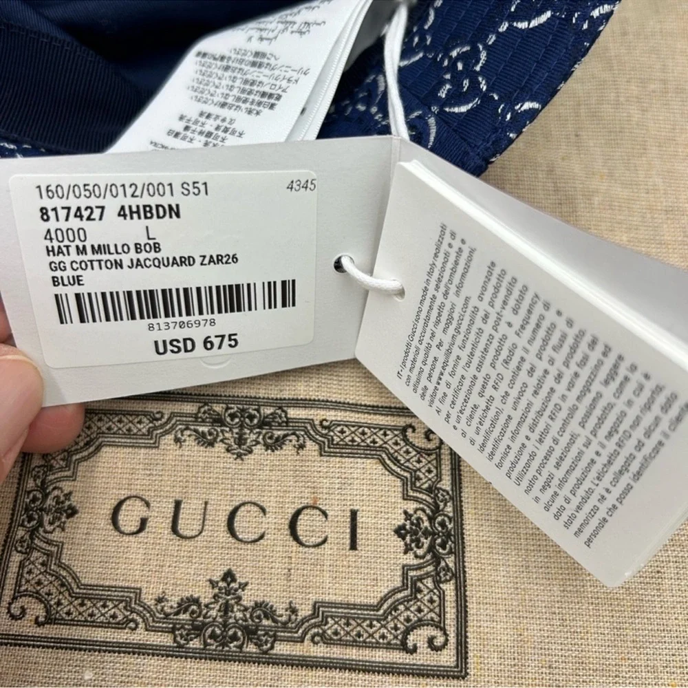 Men’s Gucci, GG logo, cotton bucket, hat, size large made Italy, NWT